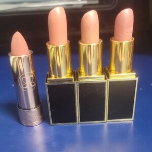Tom Ford Lipstick And Anastasia Beverly Hills Peachy Nude Lipstick